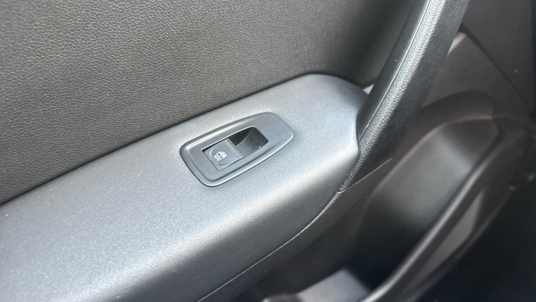 Renault Captur 1.6 E-Tech full hybrid 145 Evolution 5dr Auto Hybrid Hatchback